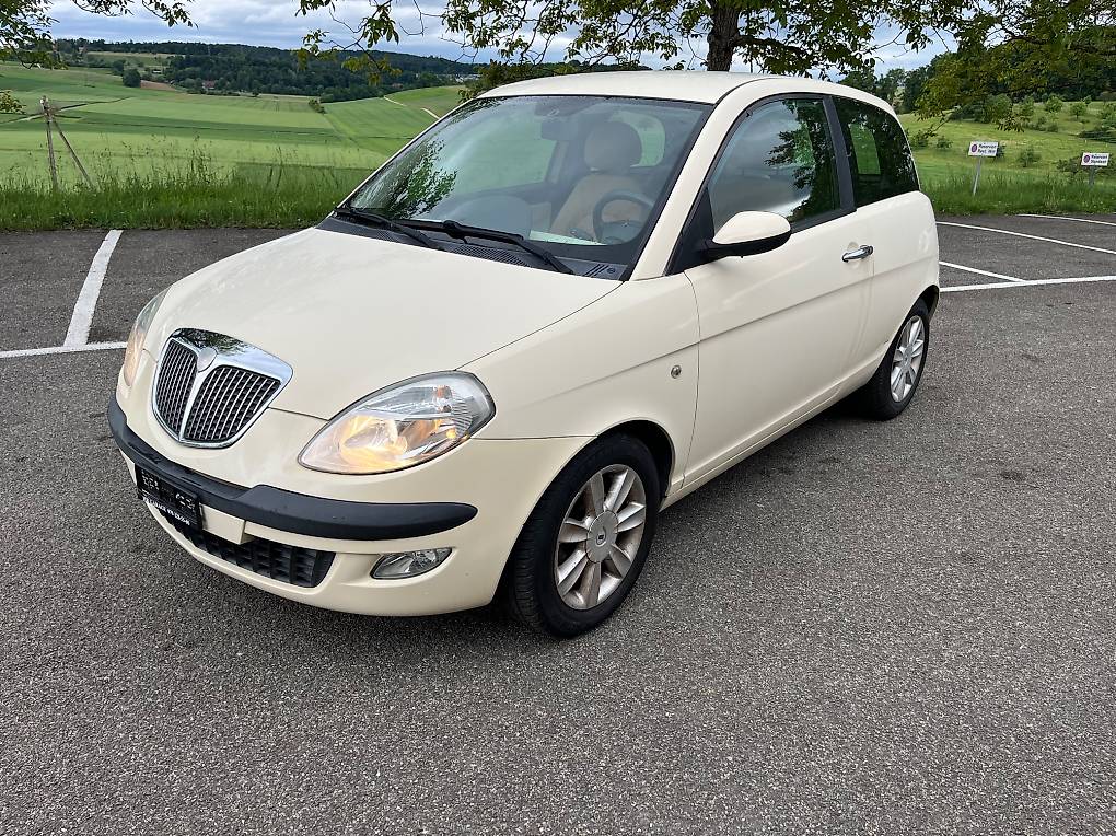 Lancia Ypsilon 1.4 Frisch ab MFK und Grossem Service