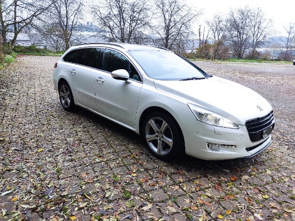 Schöne Diesel Peugeot 508SW 2.2Hdi 203PS