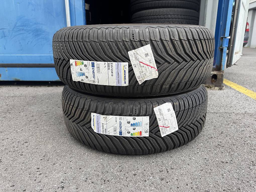 2X235/55R19 Michelin Neu 2023