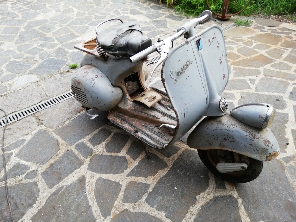 piaggio vespa farobasso
