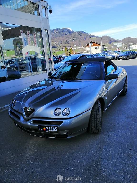 Alfa Romeo Spider 3.0 V6 24V